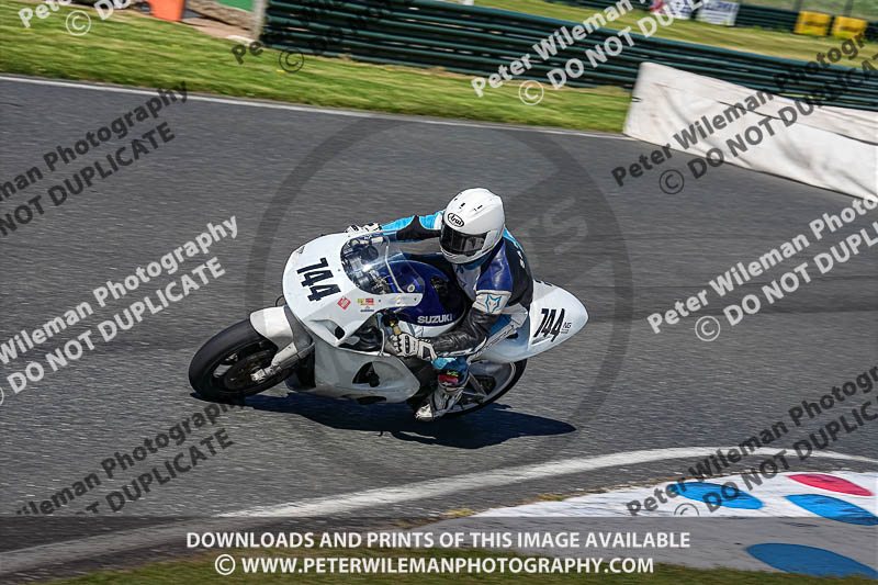 enduro digital images;event digital images;eventdigitalimages;mallory park;mallory park photographs;mallory park trackday;mallory park trackday photographs;no limits trackdays;peter wileman photography;racing digital images;trackday digital images;trackday photos